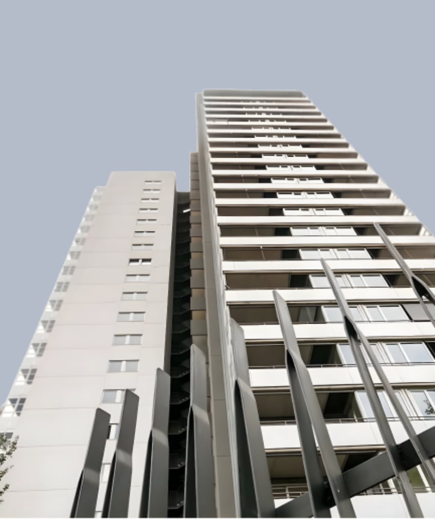 Skyscraper building